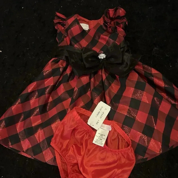 Holiday dress 18 Months - Picture 3 of 6